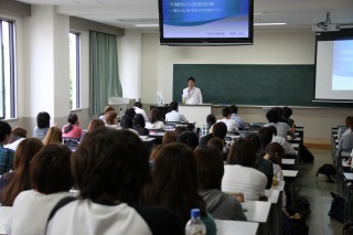 梅光学院大学にて出張講義