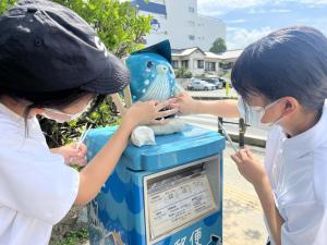 名陵中美術部せきまる治療中