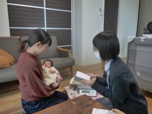 赤ちゃん訪問