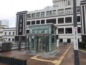 バスターミナル前（バス案内所横）